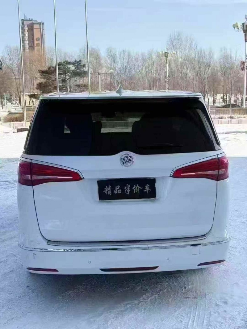 吉林17年别克GL85