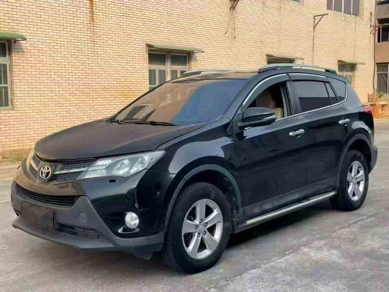 三明13年豐田RAV4榮放2