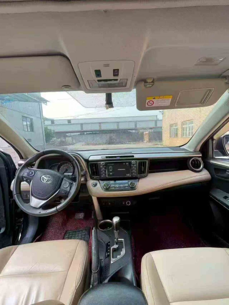 三明13年豐田RAV4榮放6