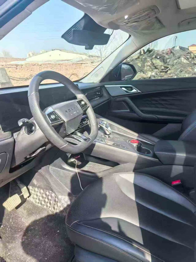 大同25年榮威RX54