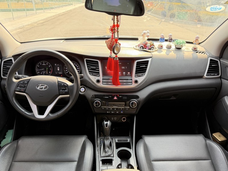 鹽城18年現代途勝7