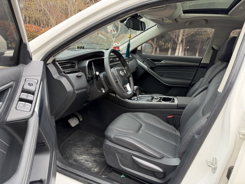 鹽城19年福特領界3