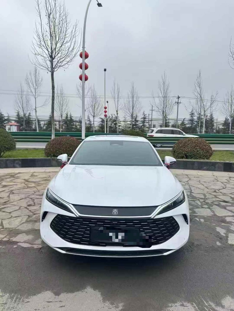 菏泽25年比亚迪秦1