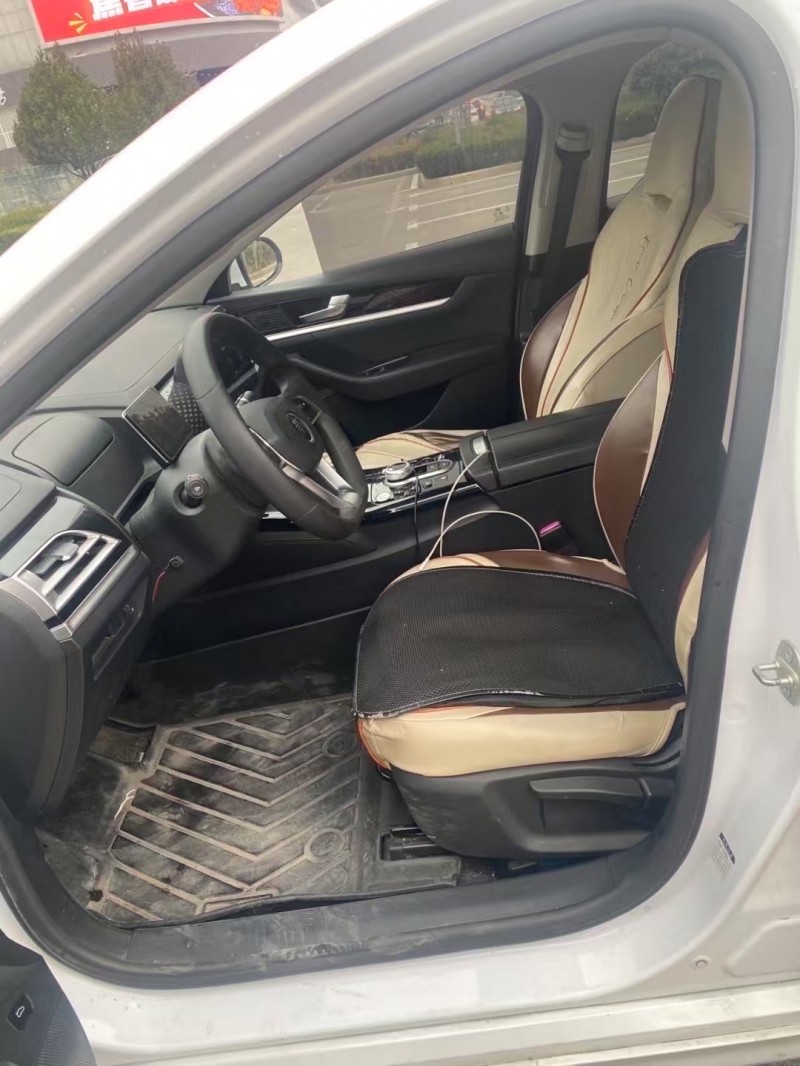 青岛22年比亚迪秦4