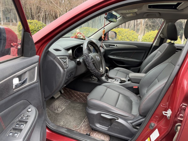 盐城17年长安汽车CS755