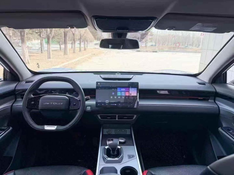 吉林25年奇瑞捷途6