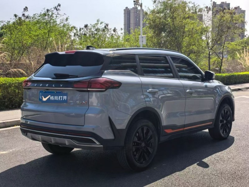 汕頭21年吉利博越3