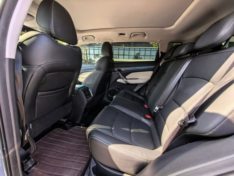 汕頭21年吉利博越4