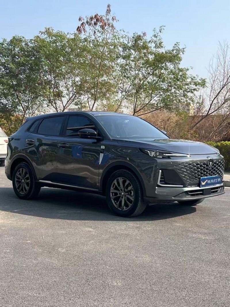 佛山25年長安汽車CS557