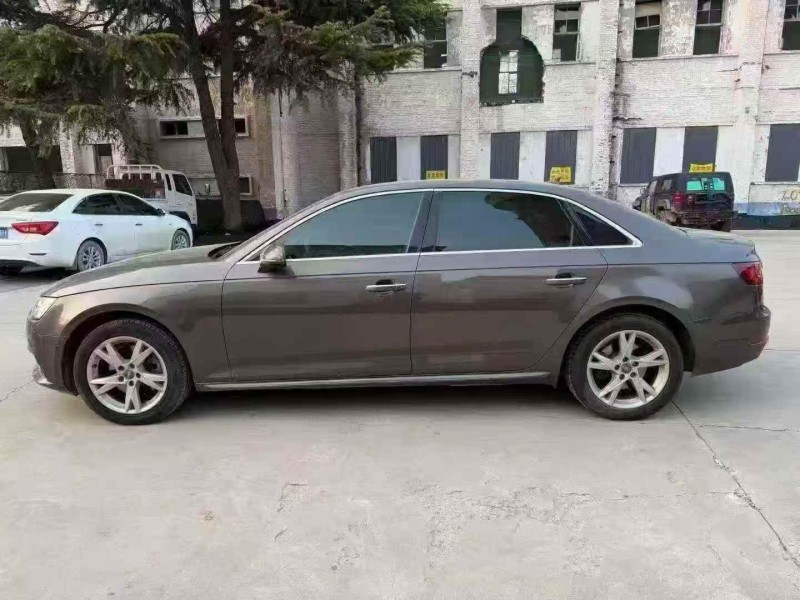 邢台18年奥迪A4L2