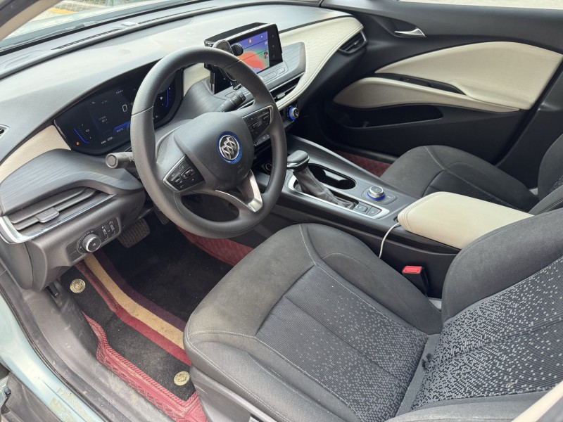 济宁23年别克微蓝7