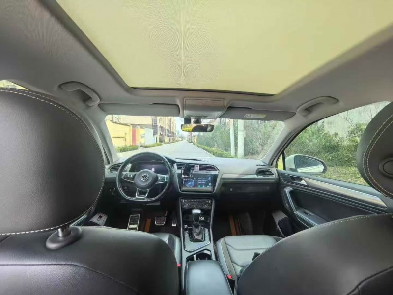 东营21年大众途观4