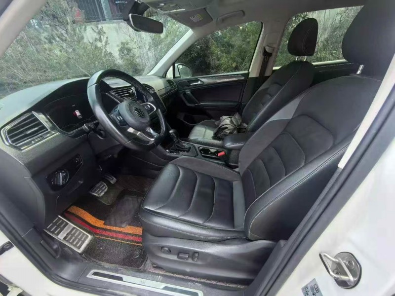 东营21年大众途观5