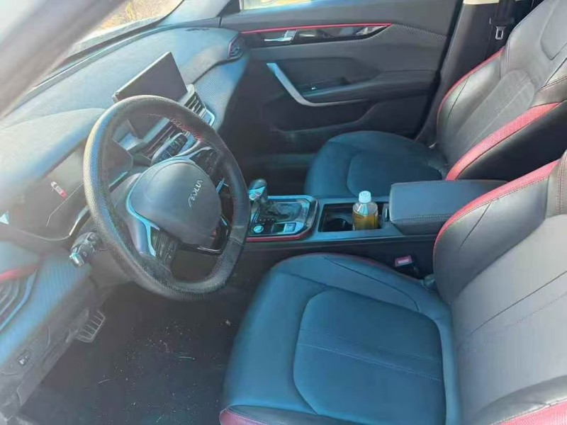 济宁22年东风奕炫5