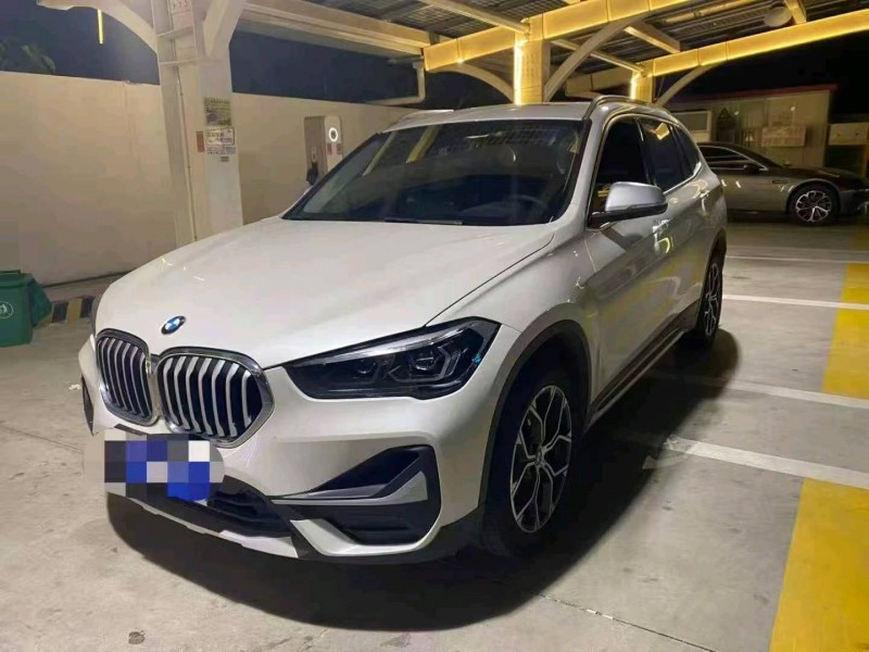 三明23年宝马X13