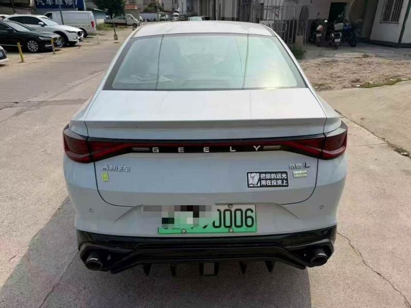 珠海22年吉利帝豪9