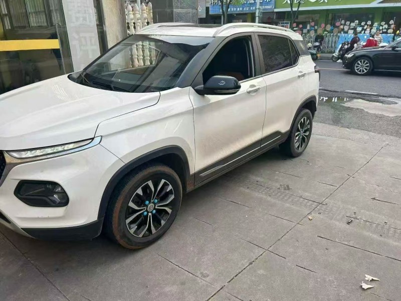 新余19年宝骏5102