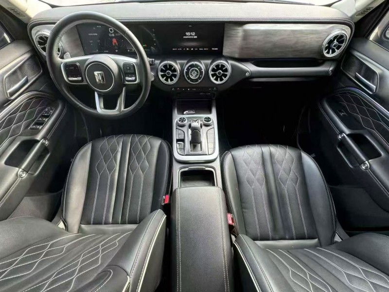 桂林23年长城汽车坦克3