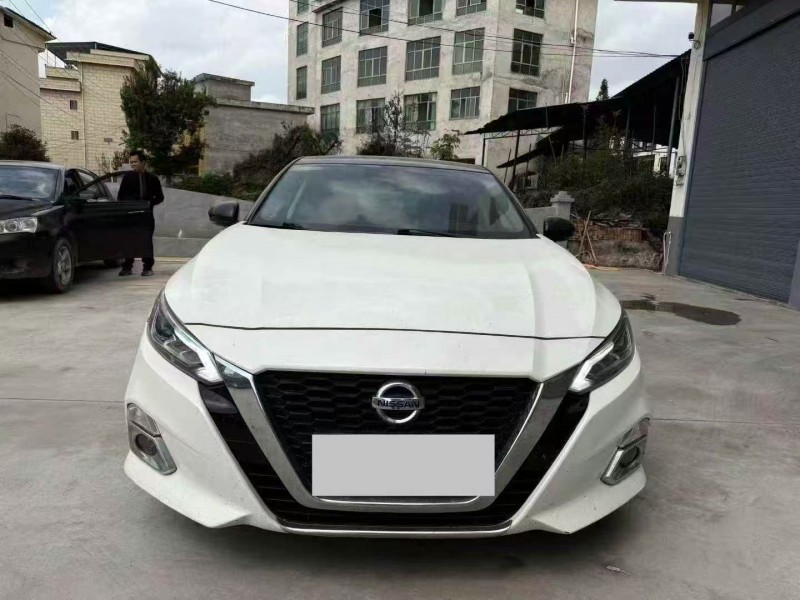 安順21年日產天籟1