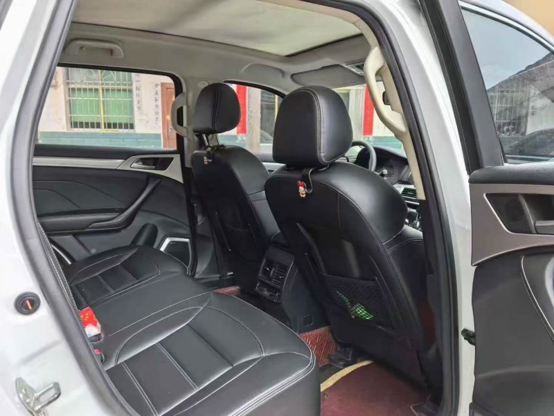 安順18年哈弗H74