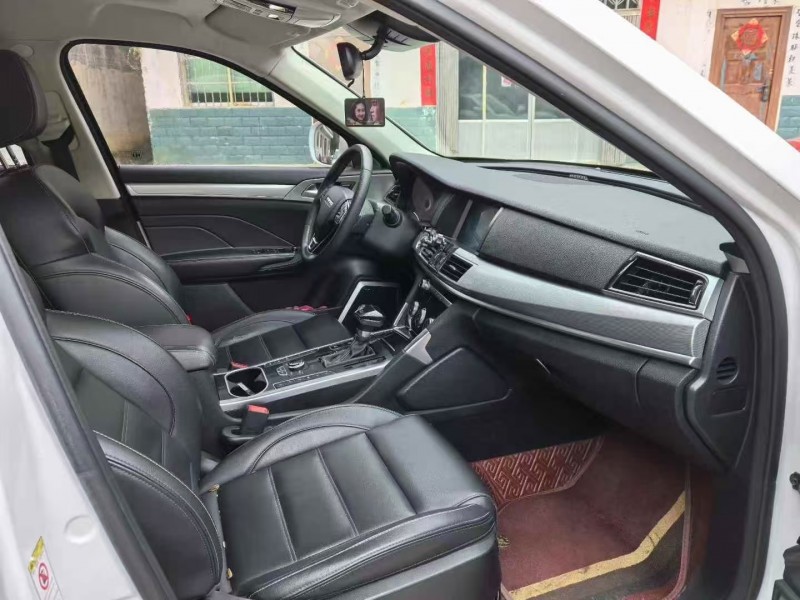 安順18年哈弗H75