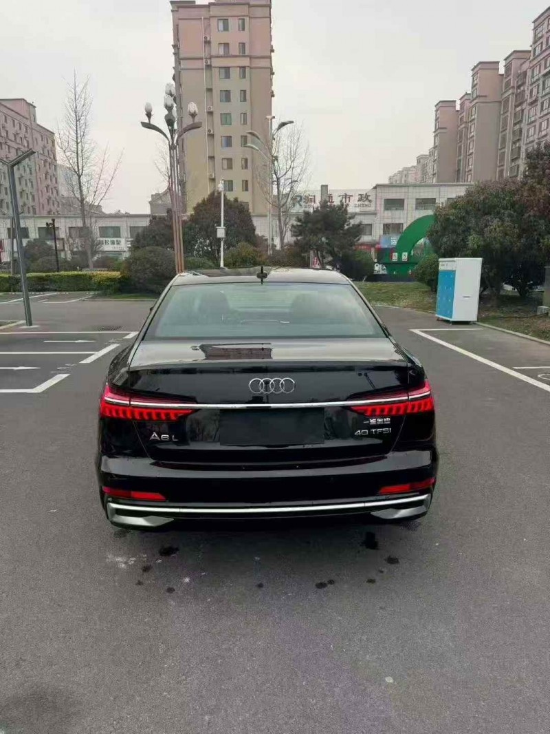 济宁24年奥迪A6L9