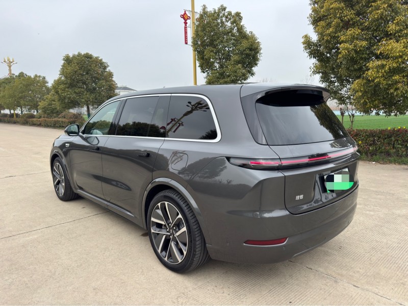 盐城25年理想L99