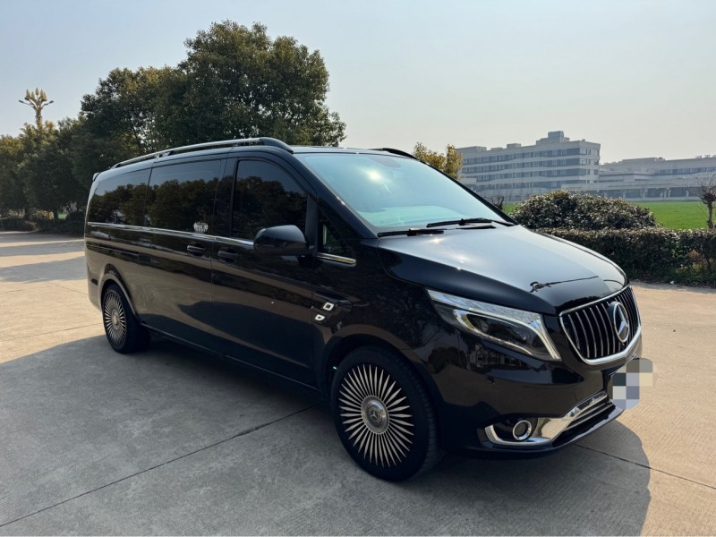 盐城21年奔驰威霆3