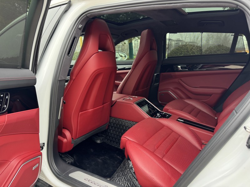 盐城21年保时捷帕拉梅拉4