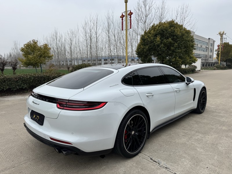 盐城21年保时捷帕拉梅拉8