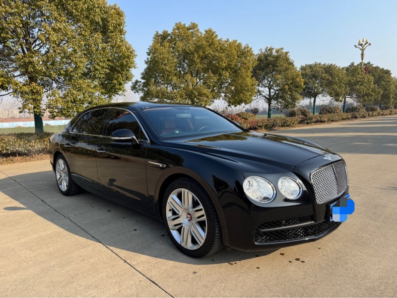 盐城17年宾利飞驰2