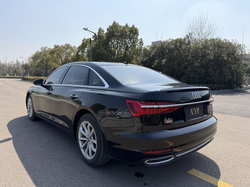 盐城19年奥迪A6L8
