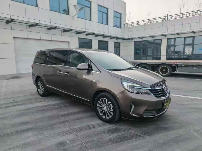 南通21年别克GL82