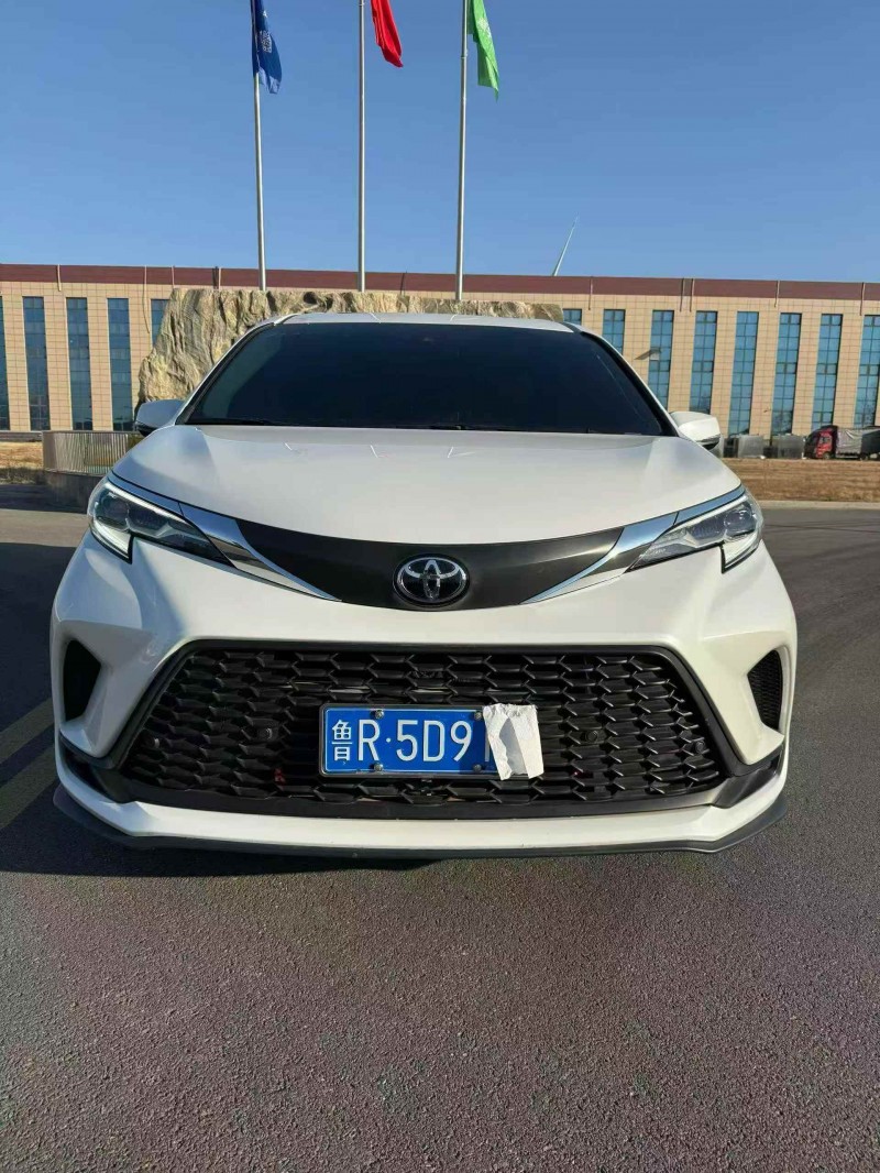 烟台25年丰田格瑞维亚1