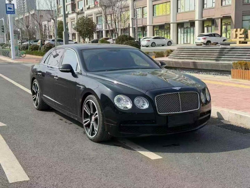 潍坊16年宾利飞驰2