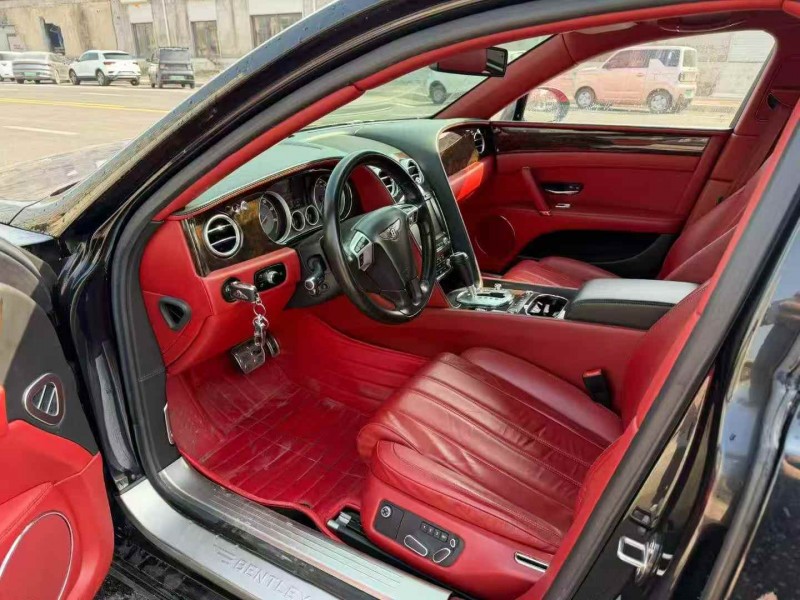 潍坊16年宾利飞驰4