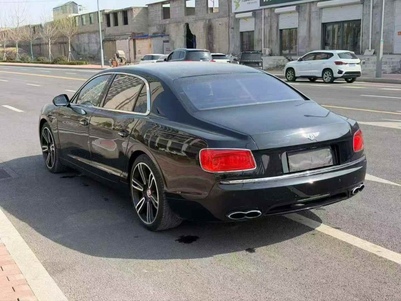 潍坊16年宾利飞驰6