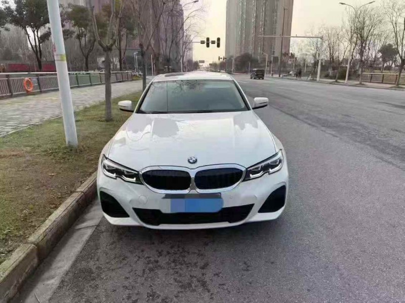 邯郸22年宝马3系1