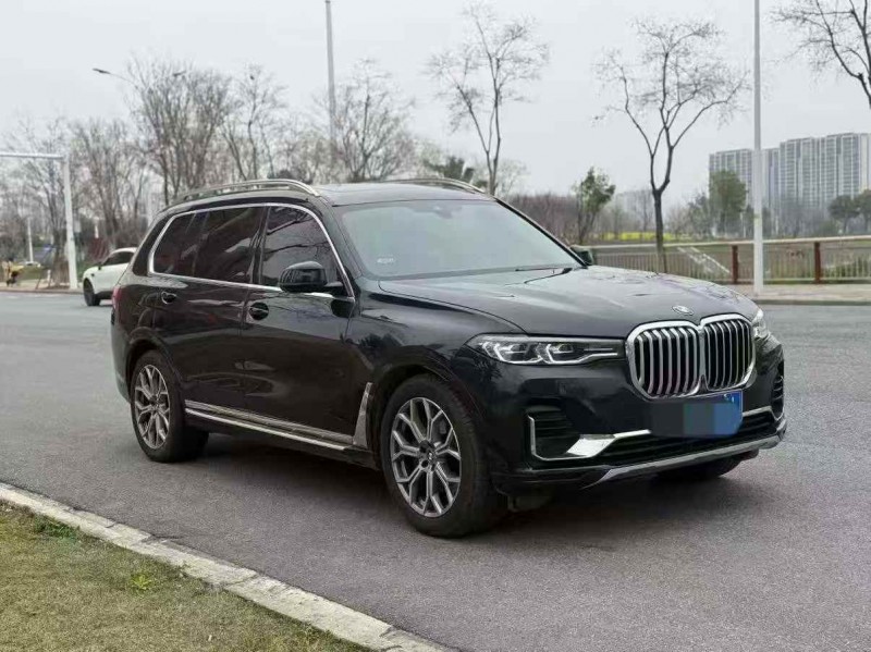 武汉21年宝马X73