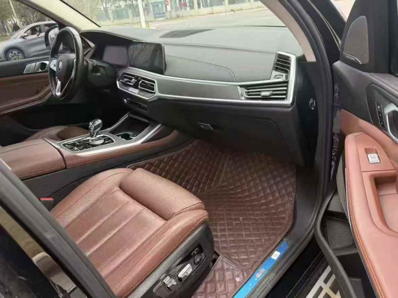 武汉21年宝马X76