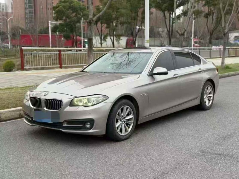 茂名16年宝马5系3