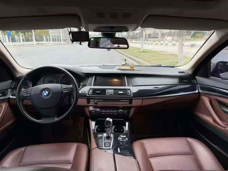 茂名16年宝马5系4