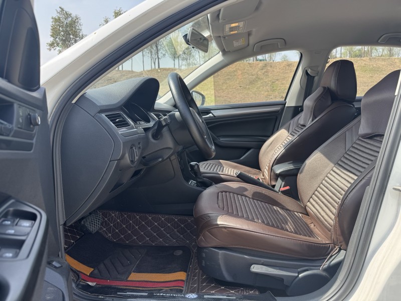 郑州21年大众宝来7