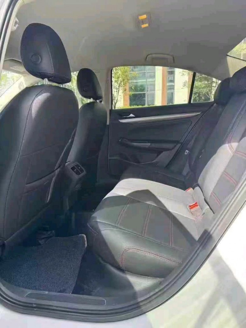 广州21年大众宝来6