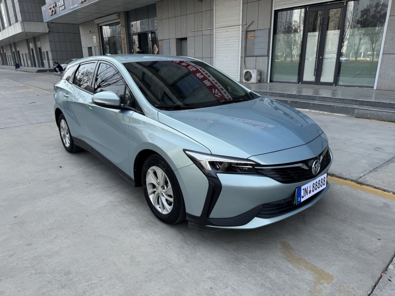 济宁23年别克微蓝3