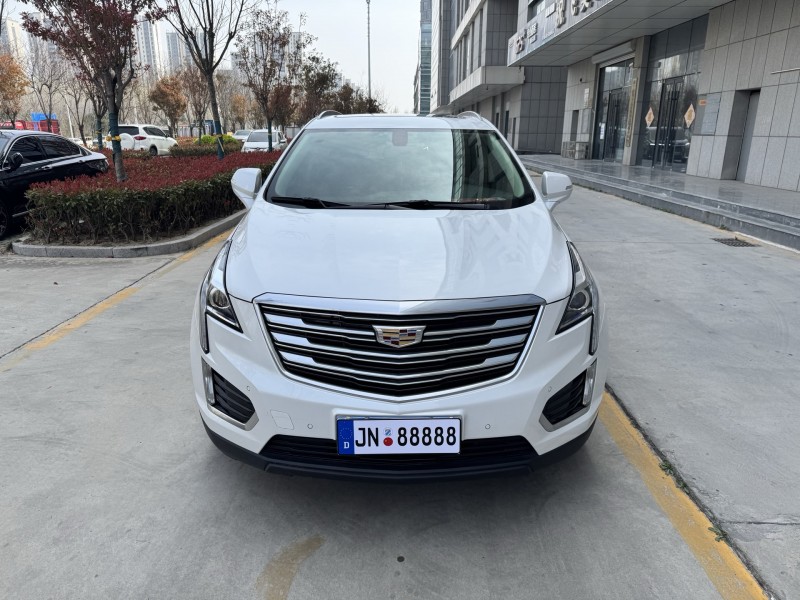 济宁17年凯迪拉克XT51