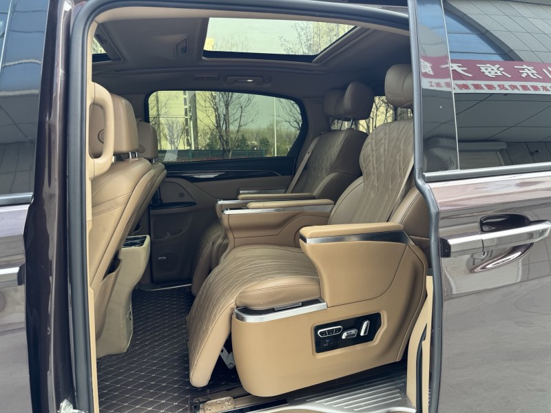 济宁19年别克GL86