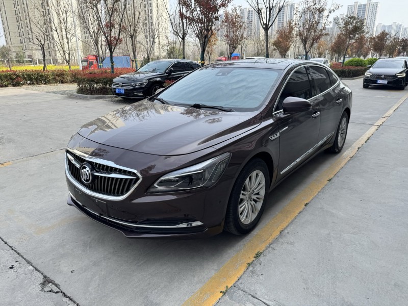 济宁18年别克君越2