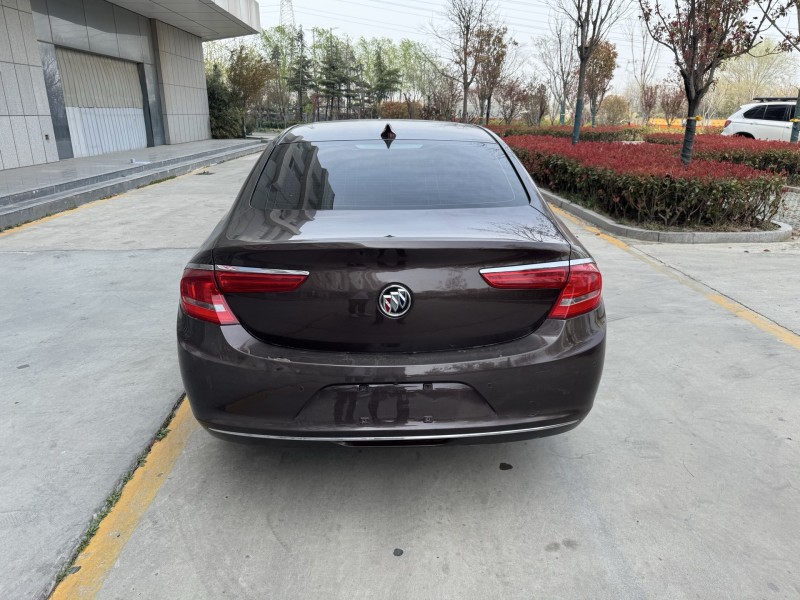 济宁18年别克君越9