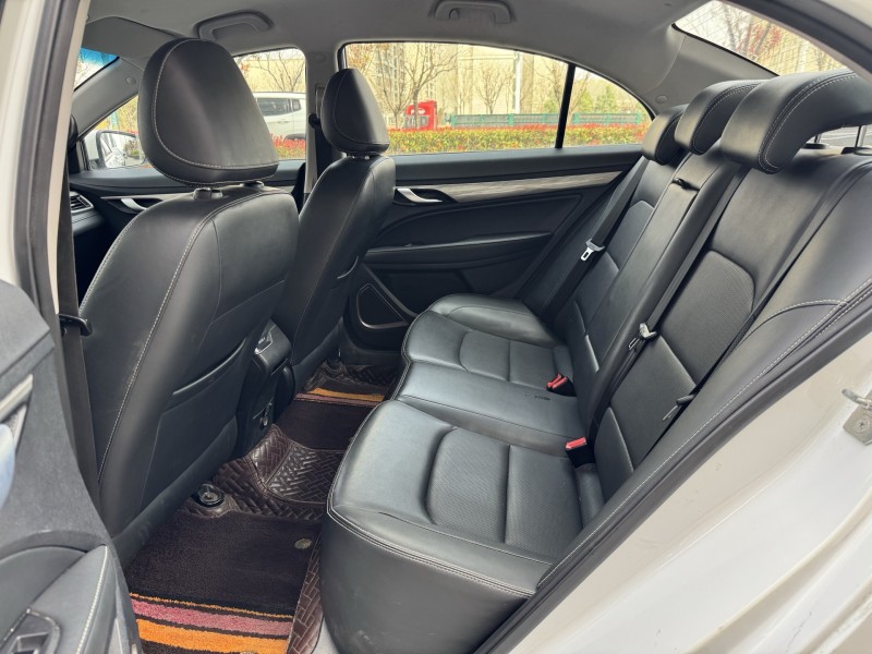 济宁19年吉利帝豪6